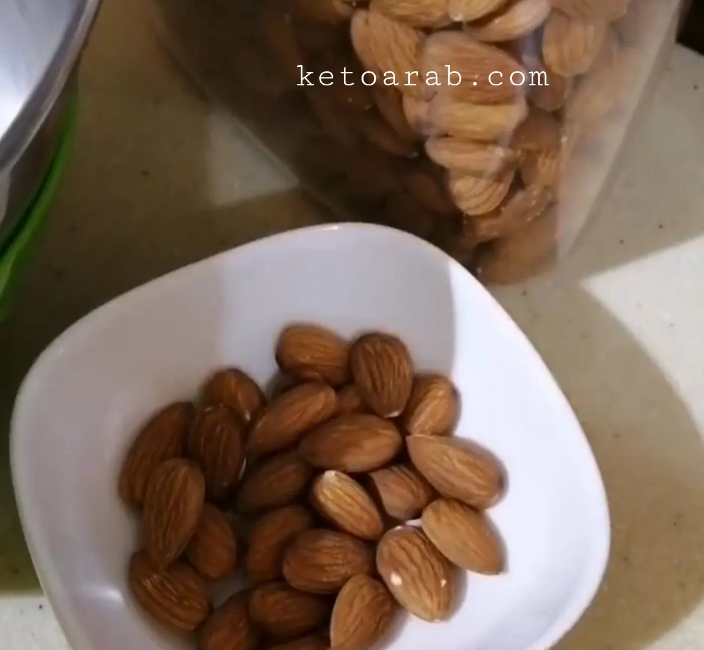 حليب اللوز كيتو
