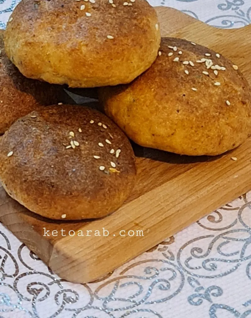خبز كيتوني مدوّر